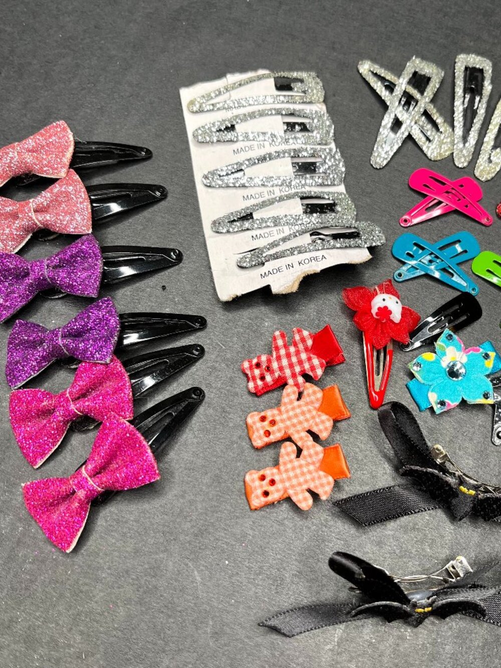 90s Hair Clip Bundle Handmade Bat Barrettes Baby Bear Neon Glitter Stars Bow Vtg